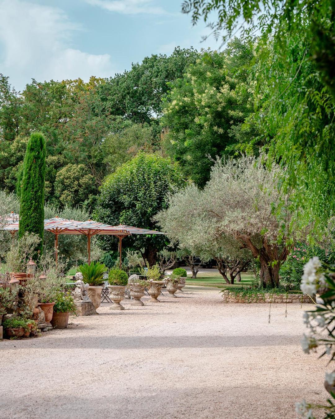 Mas Des Comtes De Provence Hotel Tarascon Kültér fotó