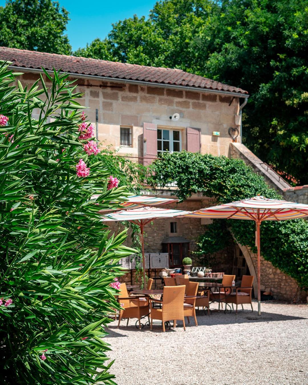 Mas Des Comtes De Provence Hotel Tarascon Kültér fotó