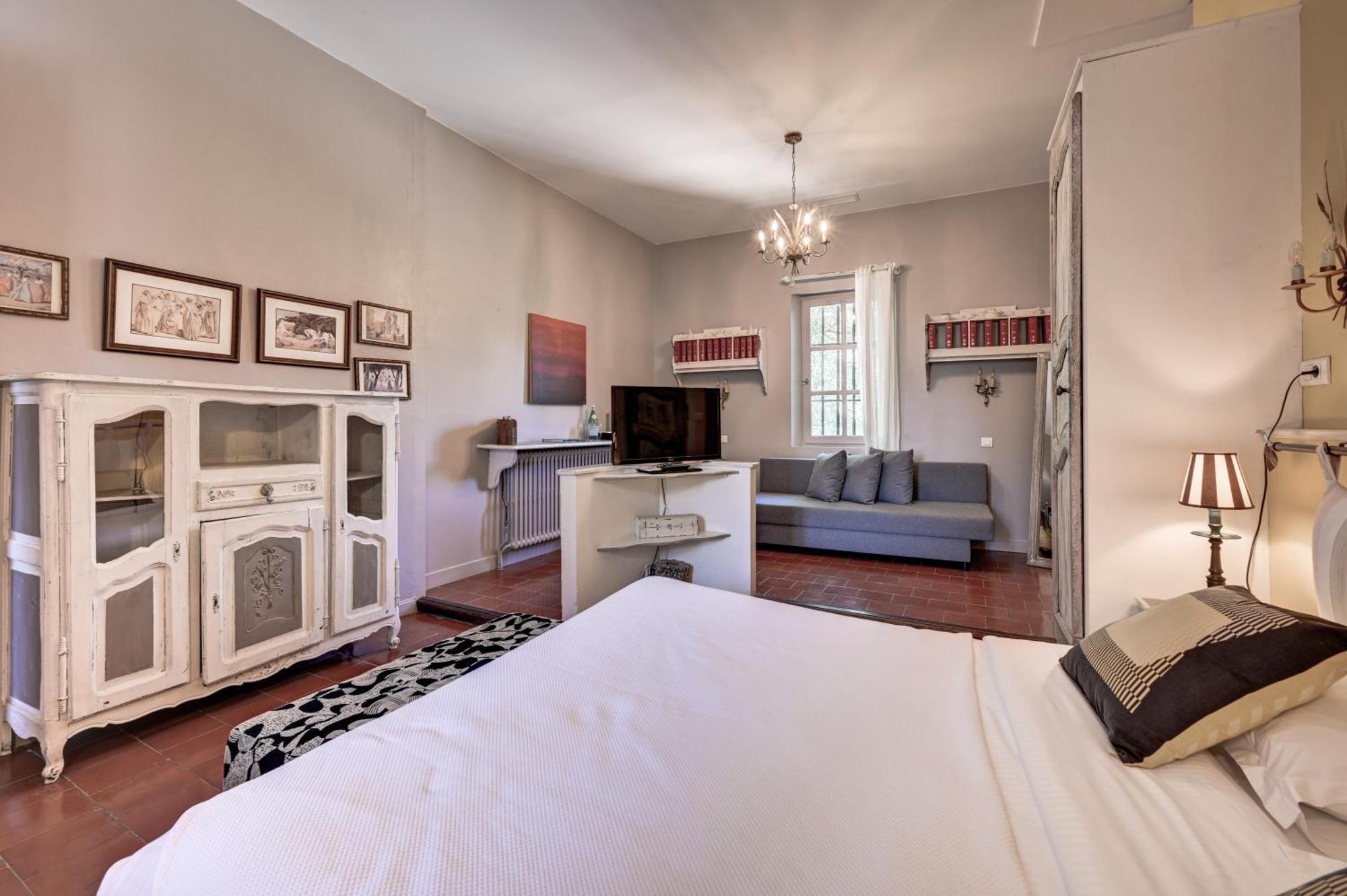 Mas Des Comtes De Provence Hotel Tarascon Kültér fotó
