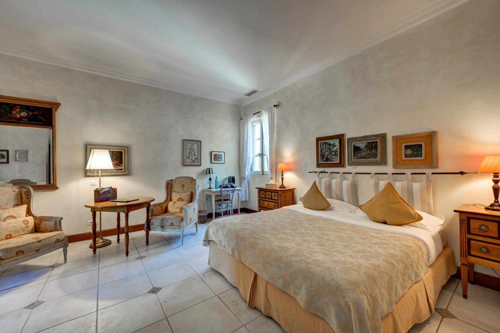 Mas Des Comtes De Provence Hotel Tarascon Kültér fotó