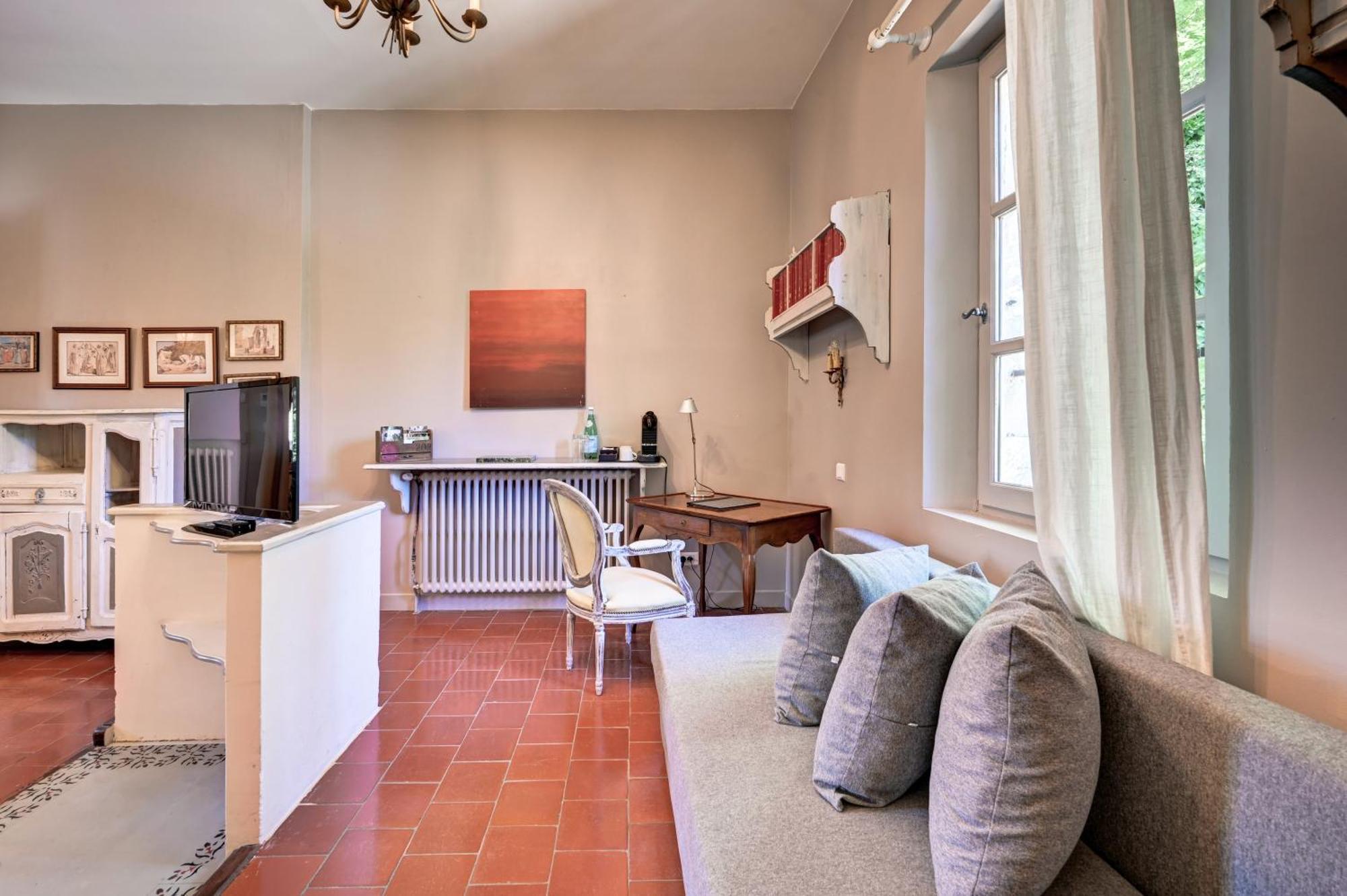Mas Des Comtes De Provence Hotel Tarascon Kültér fotó