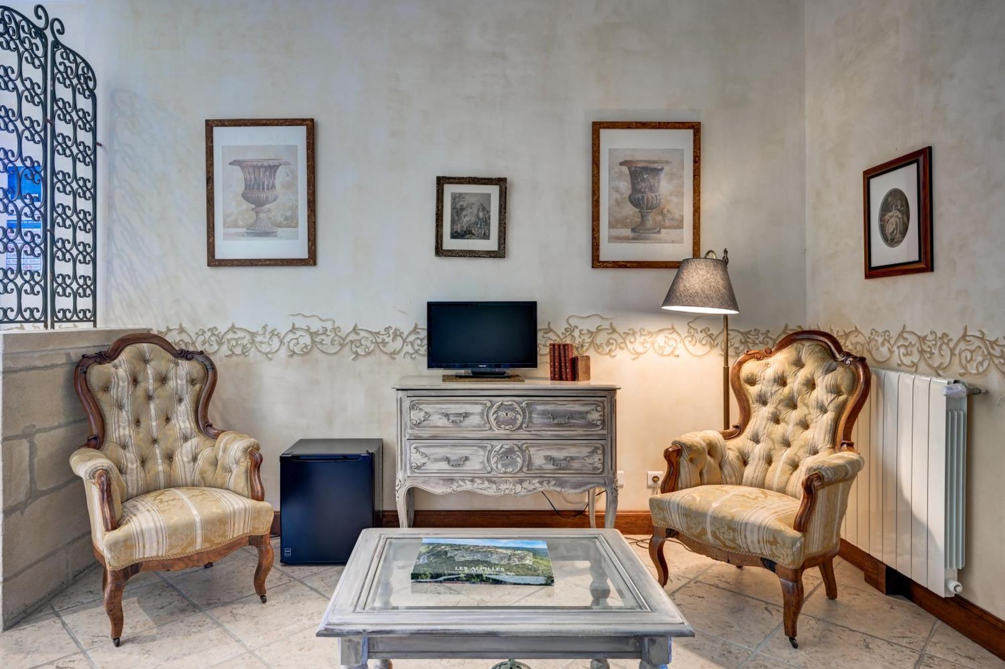 Mas Des Comtes De Provence Hotel Tarascon Kültér fotó