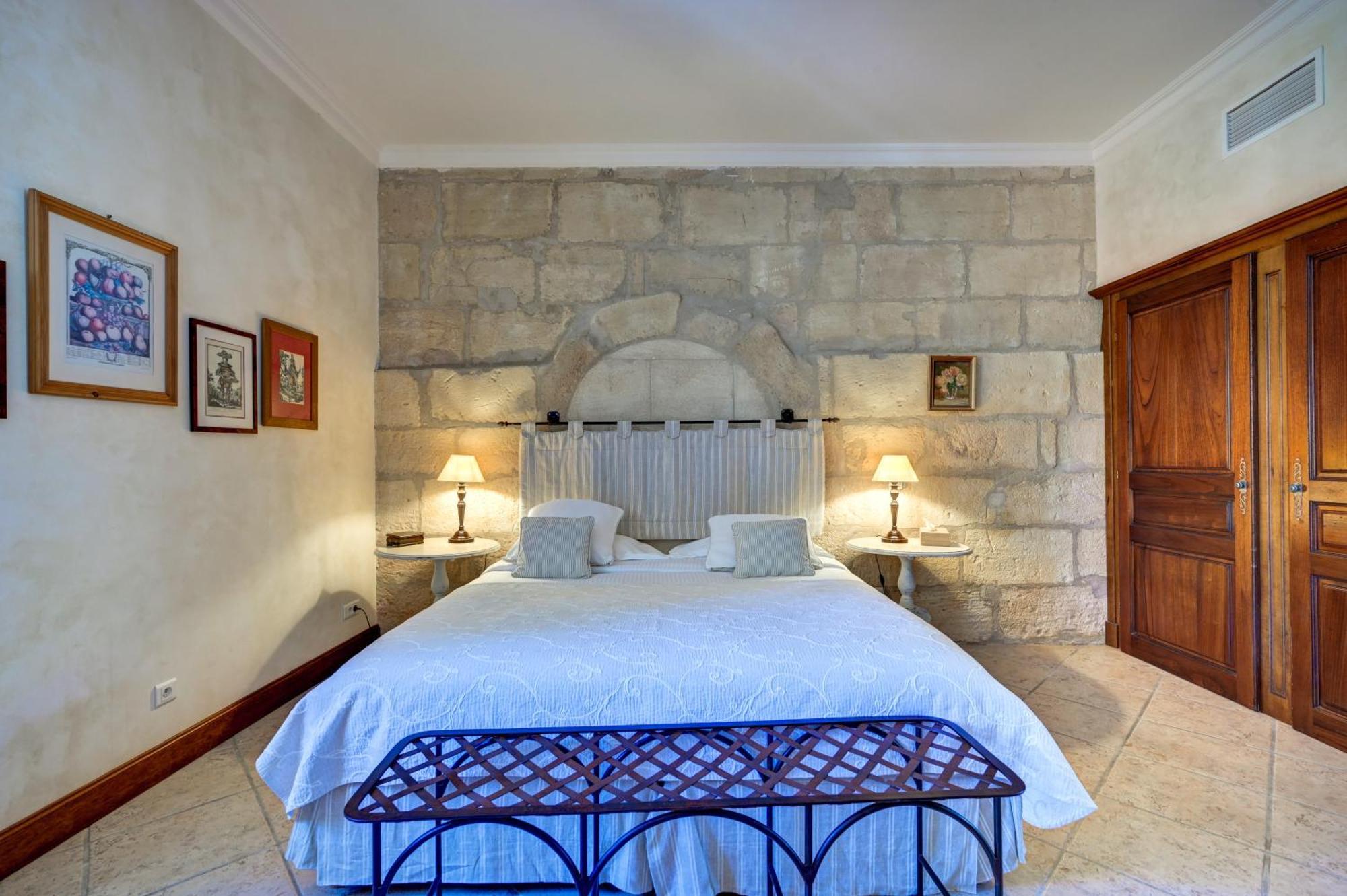 Mas Des Comtes De Provence Hotel Tarascon Kültér fotó