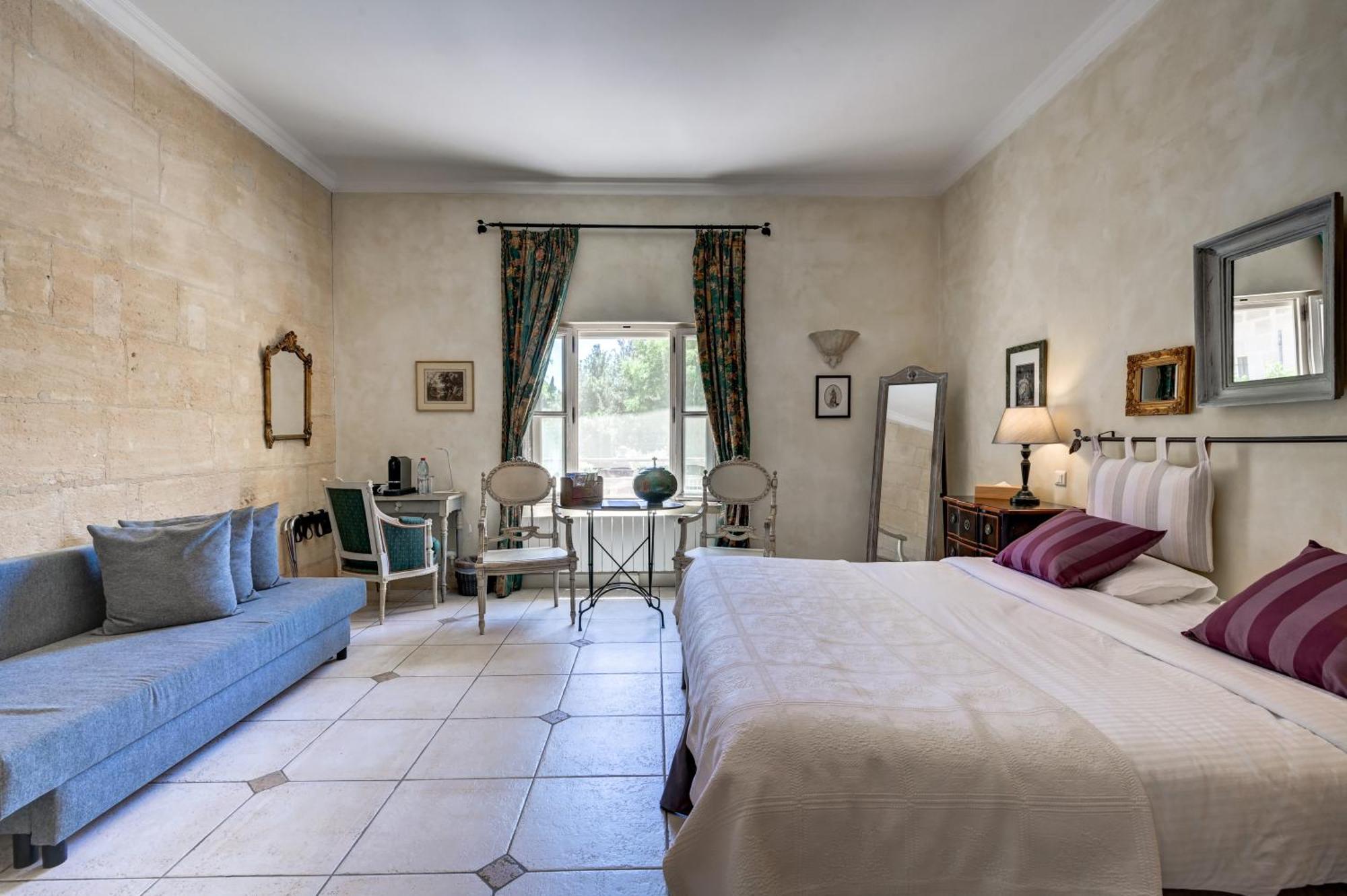 Mas Des Comtes De Provence Hotel Tarascon Kültér fotó